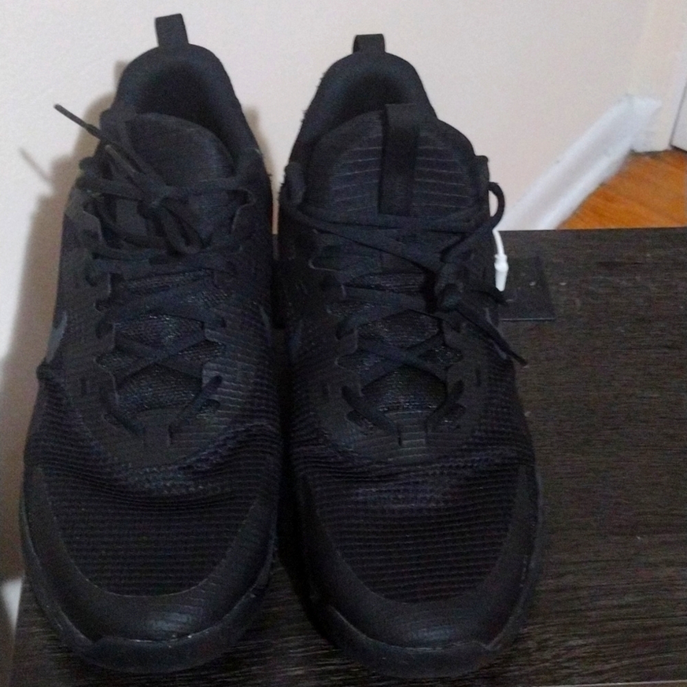Nike Air Max Alpha Trainer 5 “Triple Black” Sneakers – Men’s Size 13